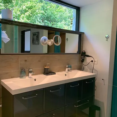 Chez Isa Couette-café 3*