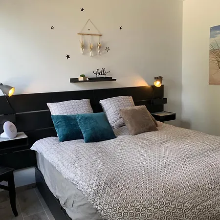 לינה וארוחת בוקר Chez Isa