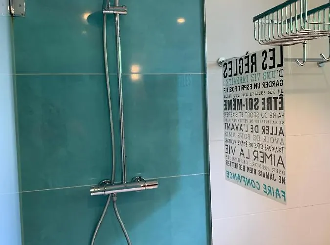 Nocleg ze śniadaniem Chez Isa 3*